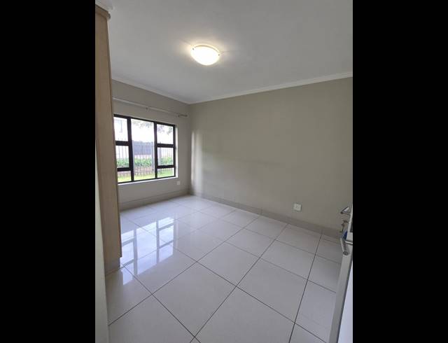 3 BEDROOM APARTMENT FOR SALE IN UMHLANGA RIDGE